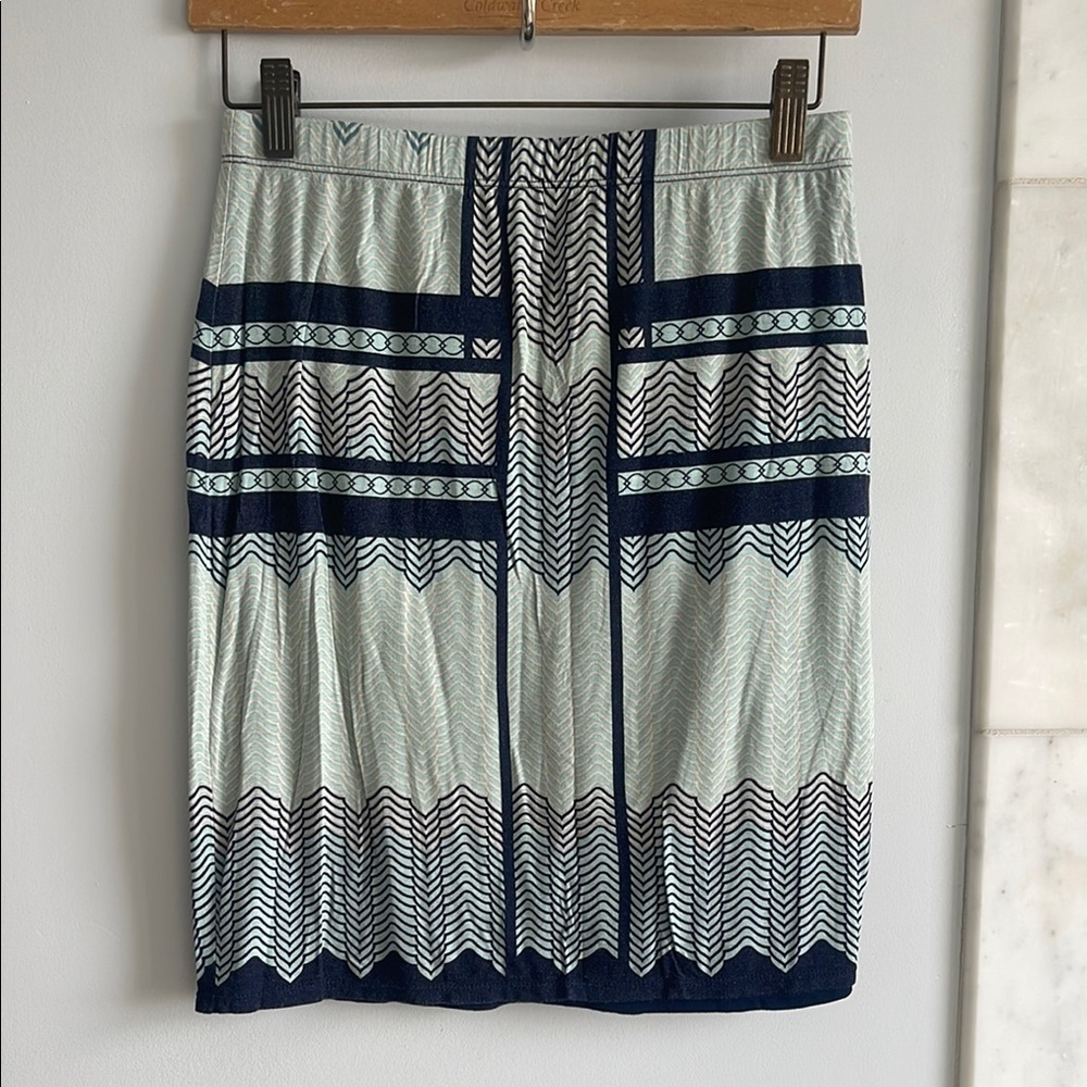 Max Studio | Chevron Patterned Skirt - Blue & White